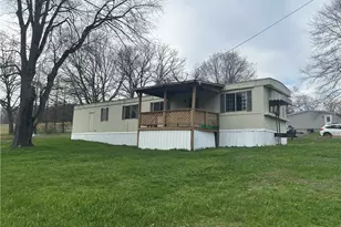 439 Hall Rd, Clay Township, PA 16001 - Photo 2