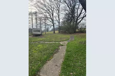 439 Hall Rd, Clay Township, PA 16001 - Photo 16