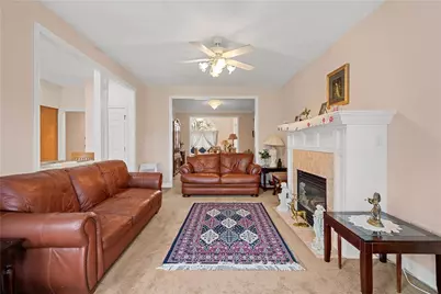 3040 Annandale Dr, Collier Township, PA 15142 - Photo 16