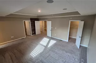 605 Alessia Ct, Moon/Crescent Twp, PA 15108 - Photo 14