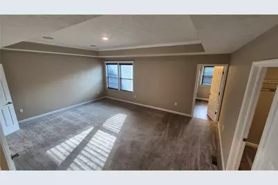 605 Alessia Ct, Moon/Crescent Twp, PA 15108 - Photo 16