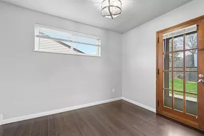 102 Dunbar Dr, Wilkins Township, PA 15235 - Photo 8