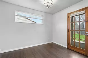 102 Dunbar Dr, Wilkins Township, PA 15235 - Photo 8