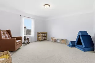 153 Winterbrook Dr, Cranberry Township, PA 16066 - Photo 10