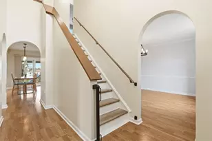 153 Winterbrook Dr, Cranberry Township, PA 16066 - Photo 4