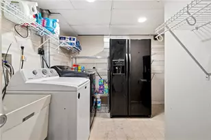 410 Bower Hill Rd, Pittsburgh, PA 15228 - Photo 26