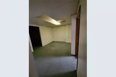 2013 Noble Street, Pittsburgh, PA 15218 - Photo 8