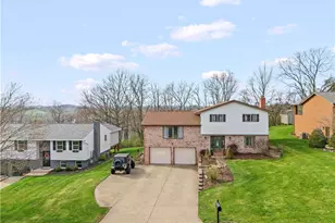 211 Joseph Dr, Canonsburg, PA 15317 - Photo 2