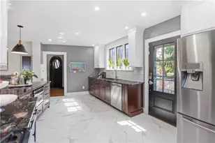 5454 Wellesley Ave, Pittsburgh, PA 15206 - Photo 16