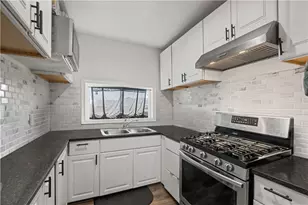 114 Amanda Ave, Pittsburgh, PA 15210 - Photo 8