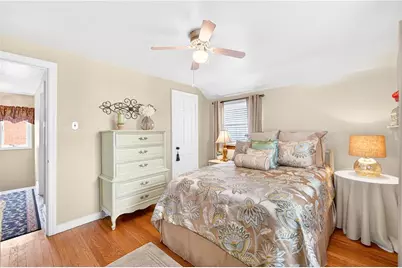 4602 W Barlind Dr, Pittsburgh, PA 15227 - Photo 32