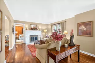 4602 W Barlind Dr, Pittsburgh, PA 15227 - Photo 12