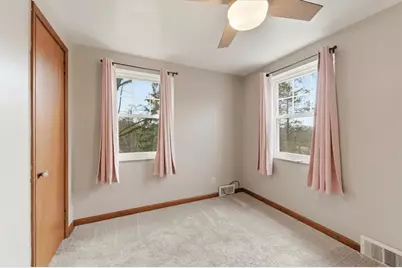 107 Amherst Ave, Ross Twp, PA 15229 - Photo 18