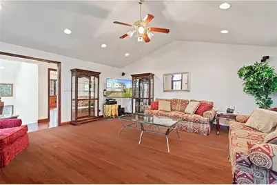 325 Elm St, Washington, PA 15301 - Photo 6