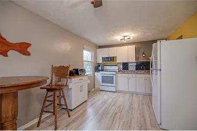 179 Zdina St, West Leechburg, PA 15656 - Photo 6