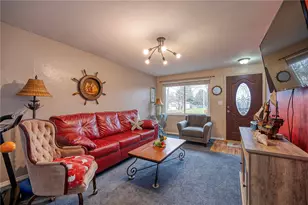 179 Zdina St, West Leechburg, PA 15656 - Photo 4