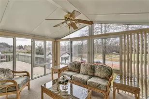 100 Hazelwood Dr, Cranberry Township, PA 16066 - Photo 10