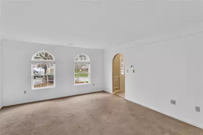 100 Hazelwood Dr, Cranberry Township, PA 16066 - Photo 16