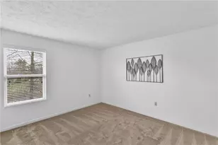 100 Hazelwood Dr, Cranberry Township, PA 16066 - Photo 28