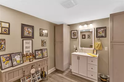 1403 Torrey Pine Dr, Adams Township, PA 16046 - Photo 34