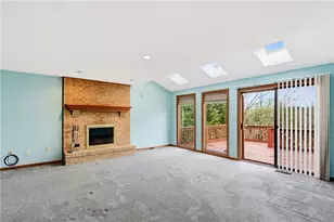132 Glenbrook Dr, Cranberry Township, PA 16066 - Photo 10
