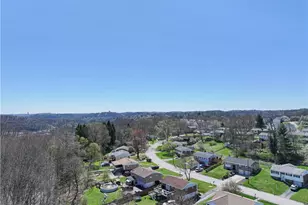 715 Moonstone Dr, Pittsburgh, PA 15101 - Photo 38