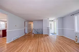 715 Moonstone Dr, Pittsburgh, PA 15101 - Photo 4