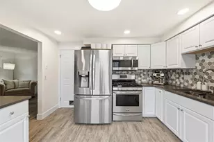 115 Kinsdale Dr, Ross Twp, PA 15237 - Photo 10