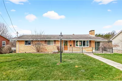 1106 Skyline Dr, Hempfield Township, PA 15601 - Photo 2