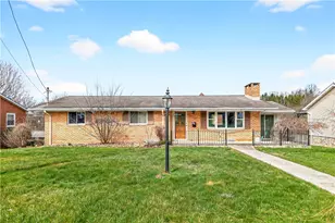 1106 Skyline Dr, Hempfield Township, PA 15601 - Photo 2