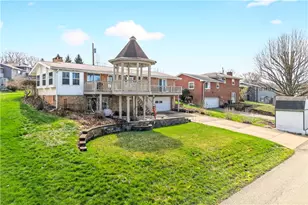 1106 Skyline Dr, Hempfield Township, PA 15601 - Photo 6