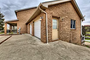 11227 Pershing Dr, North Huntingdon, PA 15642 - Photo 40