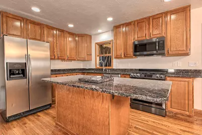 11227 Pershing Drive, North Huntingdon, PA 15642 - Photo 6