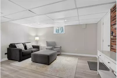 1409 Missouri Ave, Bridgeville, PA 15017 - Photo 12