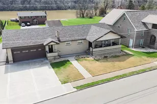 458 Bow St, Stockdale, PA 15483 - Photo 36