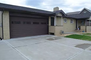 458 Bow St, Stockdale, PA 15483 - Photo 32