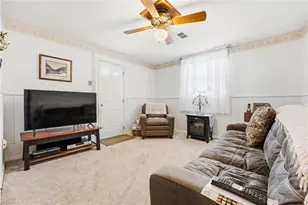 17 Bellaire Dr, Neshannock Township, PA 16105 - Photo 16