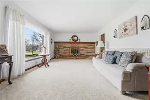 17 Bellaire Dr, Neshannock Township, PA 16105 - Photo 10