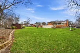 17 Bellaire Dr, Neshannock Township, PA 16105 - Photo 6