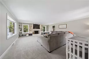 1421 Lakeside Dr, Pittsburgh, PA 15101 - Photo 16