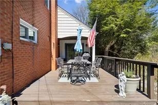 1421 Lakeside Dr, Pittsburgh, PA 15101 - Photo 34