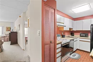 5715 Beacon St, Pittsburgh, PA 15217 - Photo 8