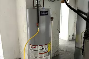 512 Lowell St, Vandergrift, PA 15690 - Photo 32