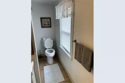 512 Lowell St, Vandergrift, PA 15690 - Photo 24