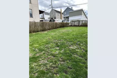 512 Lowell St, Vandergrift, PA 15690 - Photo 6