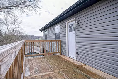 910 Burton Avenue, Youngwood, PA 15697 - Photo 24