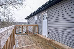 910 Burton Ave, Youngwood, PA 15697 - Photo 24