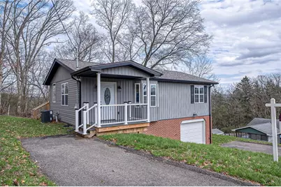 910 Burton Avenue, Youngwood, PA 15697 - Photo 2