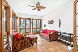 132 Twin Oaks Ln, Penn Twp, PA 15085 - Photo 16