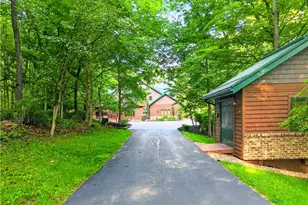 132 Twin Oaks Ln, Penn Twp, PA 15085 - Photo 46